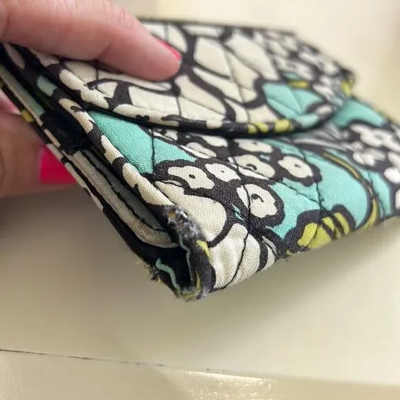 Vera Bradley Island Blooms Bundle of Two! Frannie Bag + Wallet - Picture 10 of 10